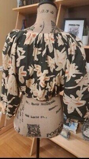 ZARA Long Sleeve Cropped Floral Blouse S